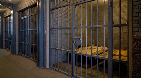 监狱里的女人是怎么生活的