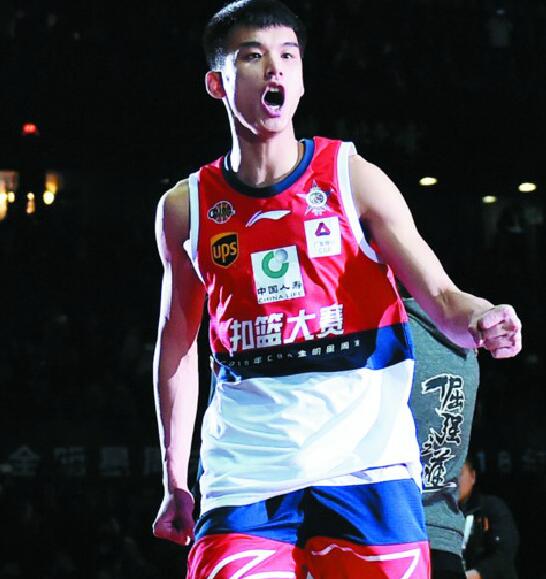 新科扣篮王是大学生 广东工业大学张健豪创历史
