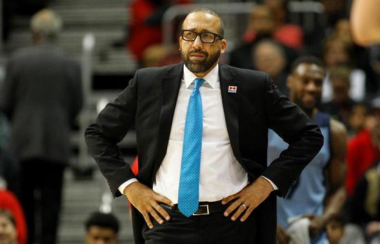 昨日,灰熊炒了主教练菲兹戴尔,很多人认为,是他和小加索尔关系不好