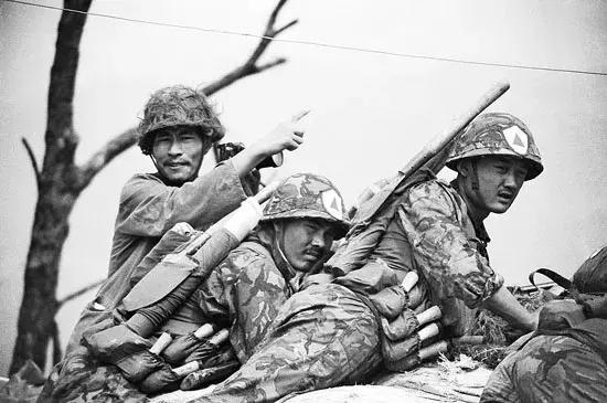 别管我先救队长蓝剑b行动中国第一次直播惨烈的对越反击战