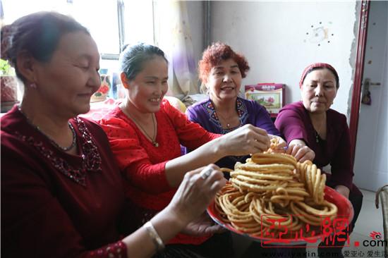 新疆乌苏市村里的铁梅人人夸