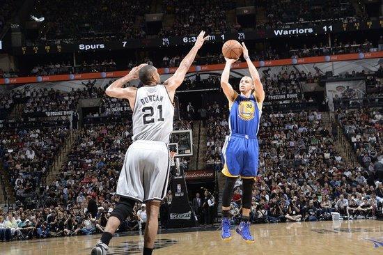 盘点库里生涯十大经典战役