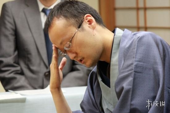 "永世龙王"渡边明:像《龙王的工作》那样收个可爱的小学生做弟子也不