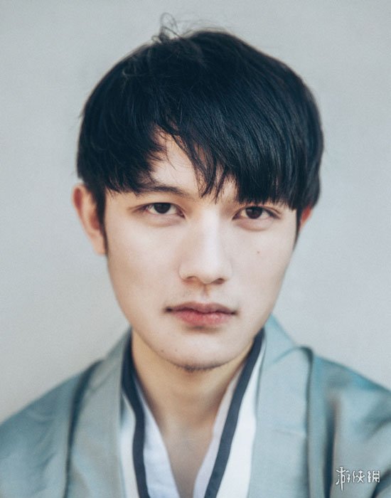 女装风潮席卷lol职业选手圈!前omg辅助诺夏画风突变