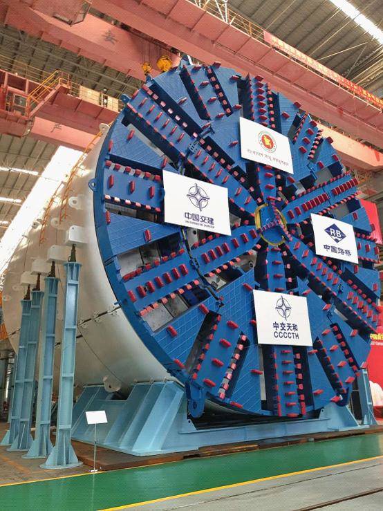 国产出口海外最大直径盾构机下线将助力一带一路