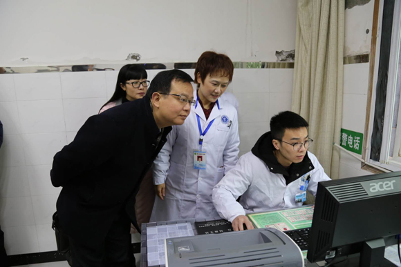 重庆市医改调研组到潼南区中医院调研医改工作