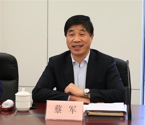 上海市交通委副主任蔡军,大连市交通局党委书记,局长王少成,以及上海