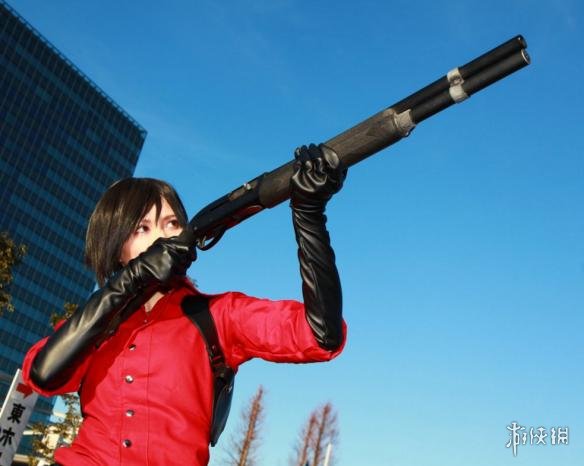 《合金装备5》静静cos 破洞黑丝美腿让人把持不住!