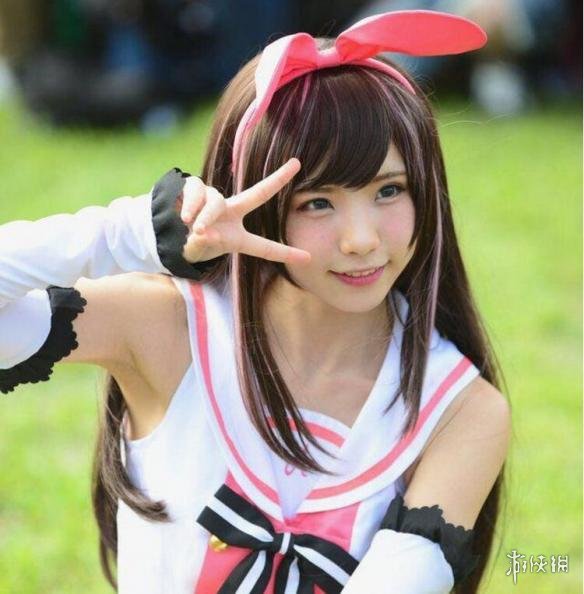 日本第一coser enako发售真人抱枕 哪位勇士敢买?