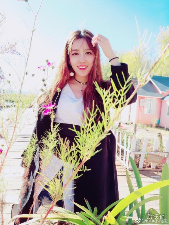 玩家资讯 正文页  作为lol解说圈新近崛起的美女解说,rita自"上位"