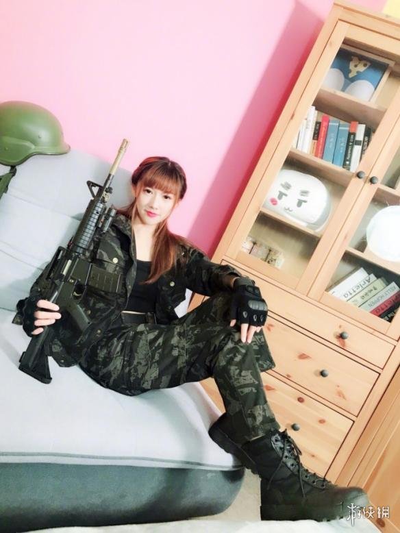 小苍晒绝地求生大逃杀cos照遭网友调侃什么仇什么怨