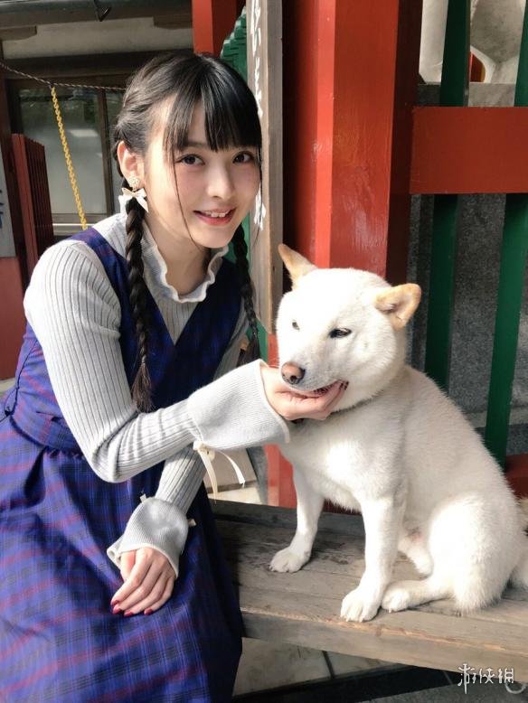海滩尽情戏水如精灵!美女声优上坂堇最新写真集赏