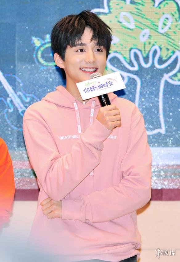 2017年,与李兰迪,周澄奥,曹恩齐,柳俊岐合作主演根据八月长安同名小说