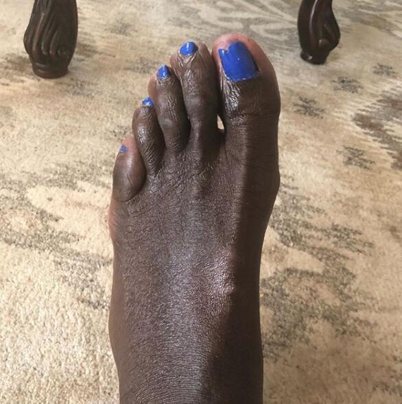 生日夜做美甲?奥尼尔晒出自己的脚