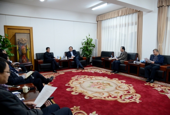 [山东]山东省交通运输厅厅长江成会见枣庄市市