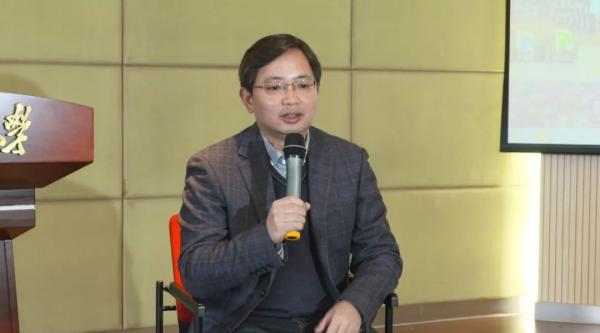 南京大学教授回应建人工智能学院,目前培养模式不能满足需要
