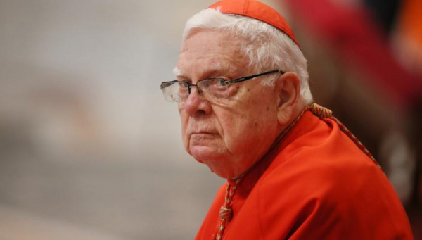 天主教红衣主教伯纳德·劳(图片来自美国有线电视新闻网)点击图片进入