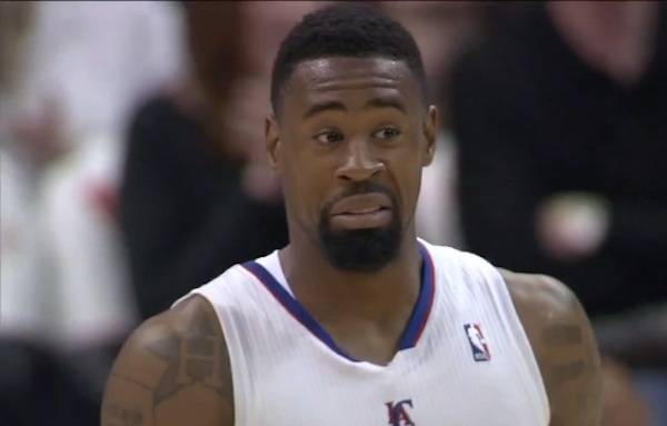 直播吧2月4日讯 快船今天在主场战胜了公牛,小乔丹