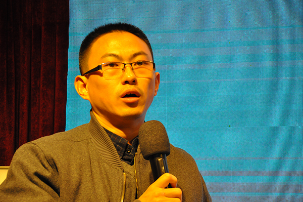 张春田:瞿骏老师从他的角度提出了城市再造背后空间分裂,历史记忆分裂