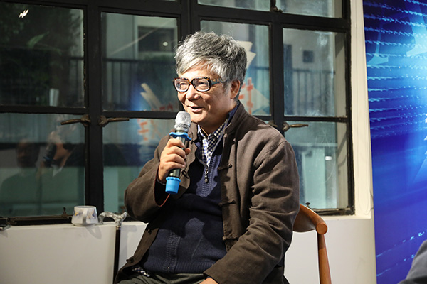 严锋未来文学的希望在于人工智能