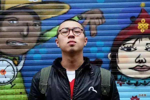 沙漠:郑林(小糖人ceo)和刘畅是我师哥,他们俩推荐过我,华哥(朱振华)也