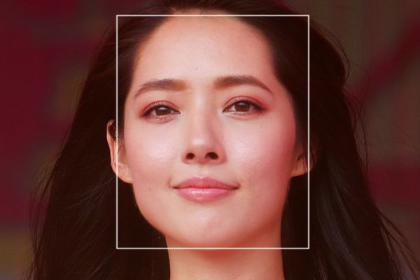 倘若你的脸型和英伦玫瑰keira knightley一样,都是线条硬朗的方形,就