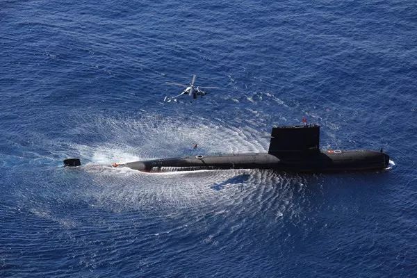 深海砺剑雷霆出击潜艇兵生来为打赢