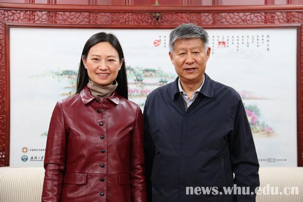 新华社湖北分社社长唐卫彬一行来校访问