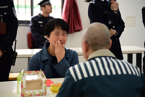三八妇女节前 福建监狱37对服刑夫妻"高墙相会"