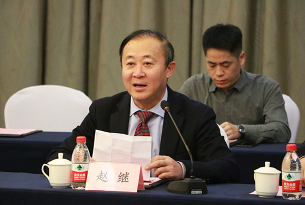 抚顺市委书记高宏彬,常务副市长蒲信子,东北大学校长赵继,党委副书记