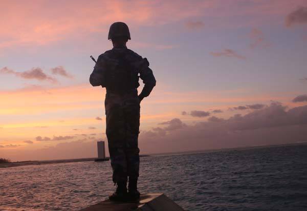 我为祖国守边防丨南海华阳礁:战风斗浪守国门|南海|官兵|战士