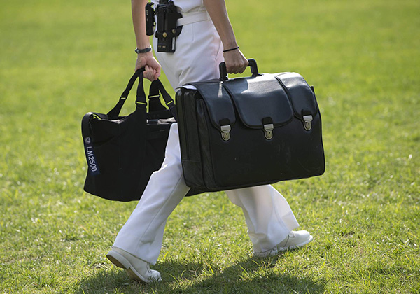 美国总统的"核按钮"手提箱.视觉中国