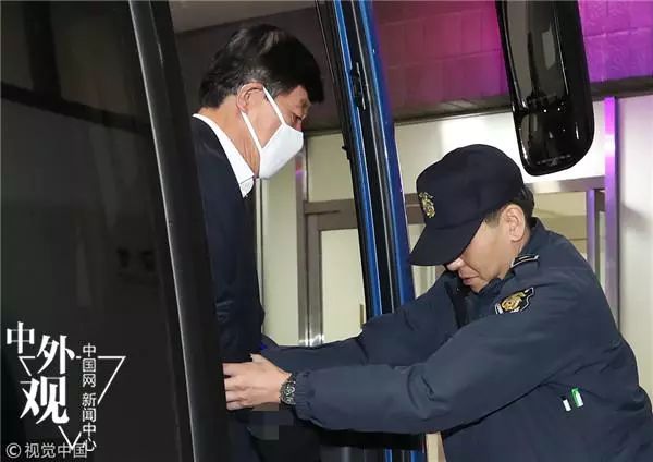 揭秘数字水军：直播间的500个假人是如何撑起虚假繁荣的？-初仟社区