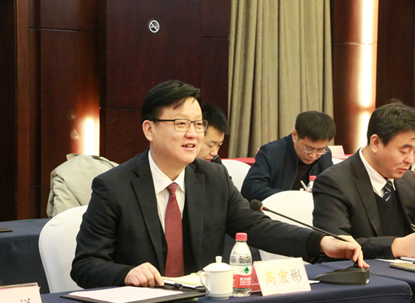 抚顺市人民政府与东北大学签署战略合作框架协议