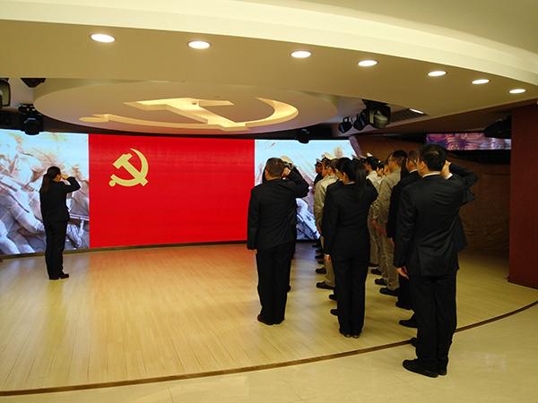 上海打造领誓人队伍:9万名党员参加 领誓1500余次