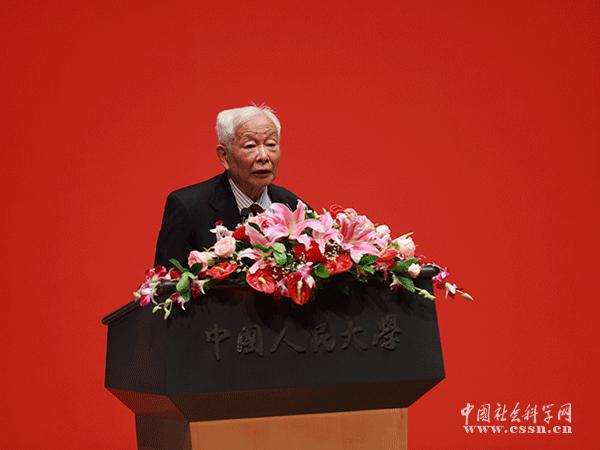 著名新闻史学家方汉奇捐出100万奖金 助力新闻史研究工作|方汉奇|史学家|工作_新浪新闻