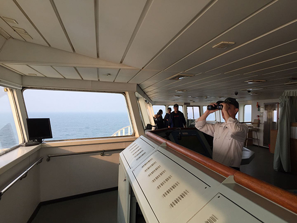 新春走基层不停航的渤海轮渡有船员至少十年未在家过年