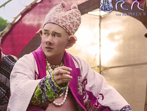 《西游记女儿国》发片花,猪八戒偷看美女洗澡居然激动哭了?