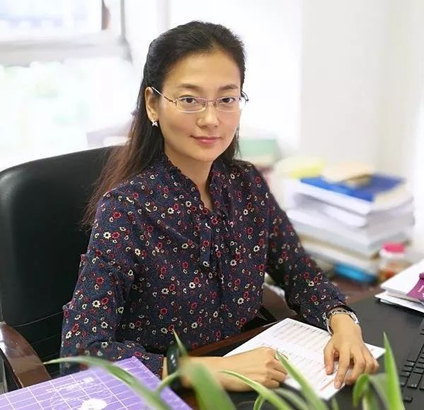 局国民经济综合统计处副处长市统计局国民经济综合统计处副处长刘婷