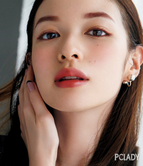 日妆"教主"森绘梨佳,妆容美得让人挪不开眼!