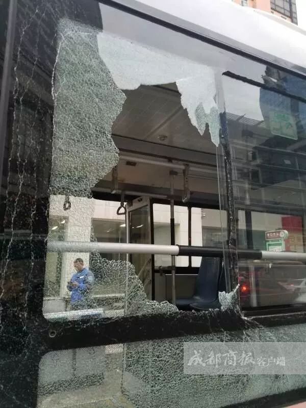 成都五路一桥费明年元旦停收,预缴款发票遗失