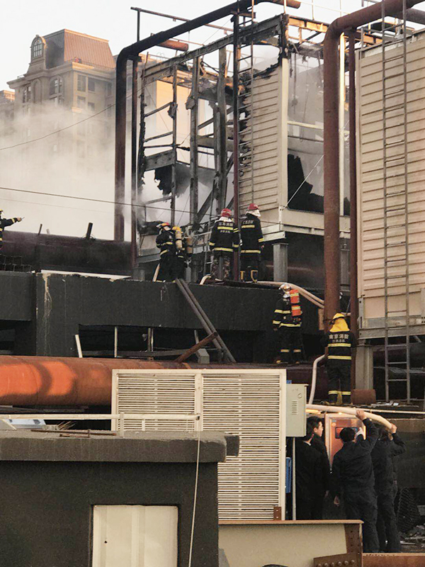 据荔枝新闻客户端1月12日消息,1月12日16时14分,南京市119指挥中心