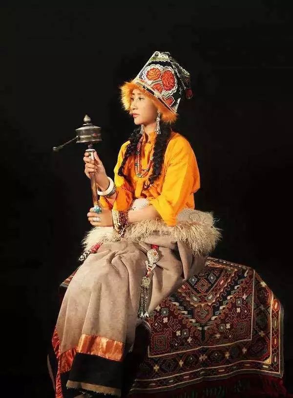 微专访 阿佳娜姆:遇见灵魂 以态度决定理想的高度