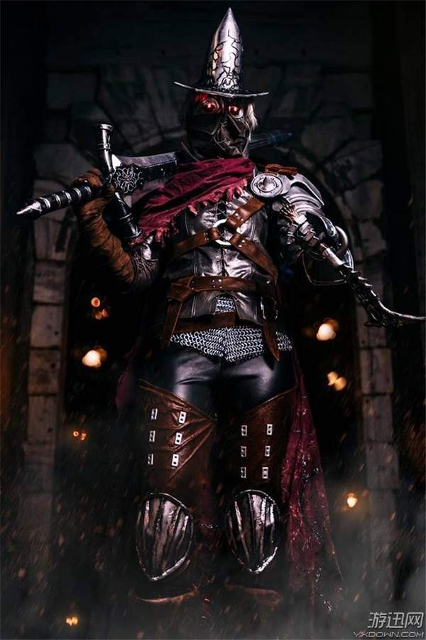 《黑魂3》法兰不死队&黑骑士惊艳cos 漆黑战甲炫酷无比