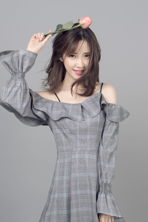 米咪余佳淼杨小兰荣获"微博2017公益大使"殊荣