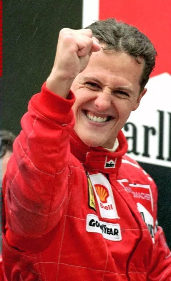 舒马赫,49岁生日快乐!车迷们都在等你痊愈的那一天!