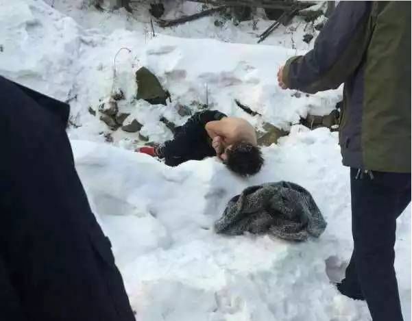 警惕丨男子醉酒一夜未归,被冻死在自家楼前!