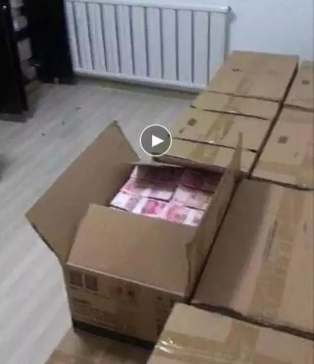 辽宁一居民楼里惊现2亿元现金累坏3台验钞机这场景