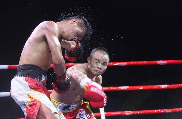 中国no1,第一位世界拳王,17岁当矿工养家,励志故事激励年轻人