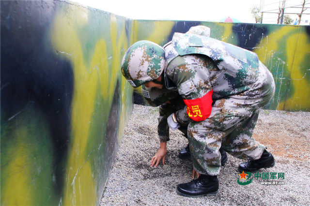 《一纸命令》|手榴弹实投训练,旅长看到了截然